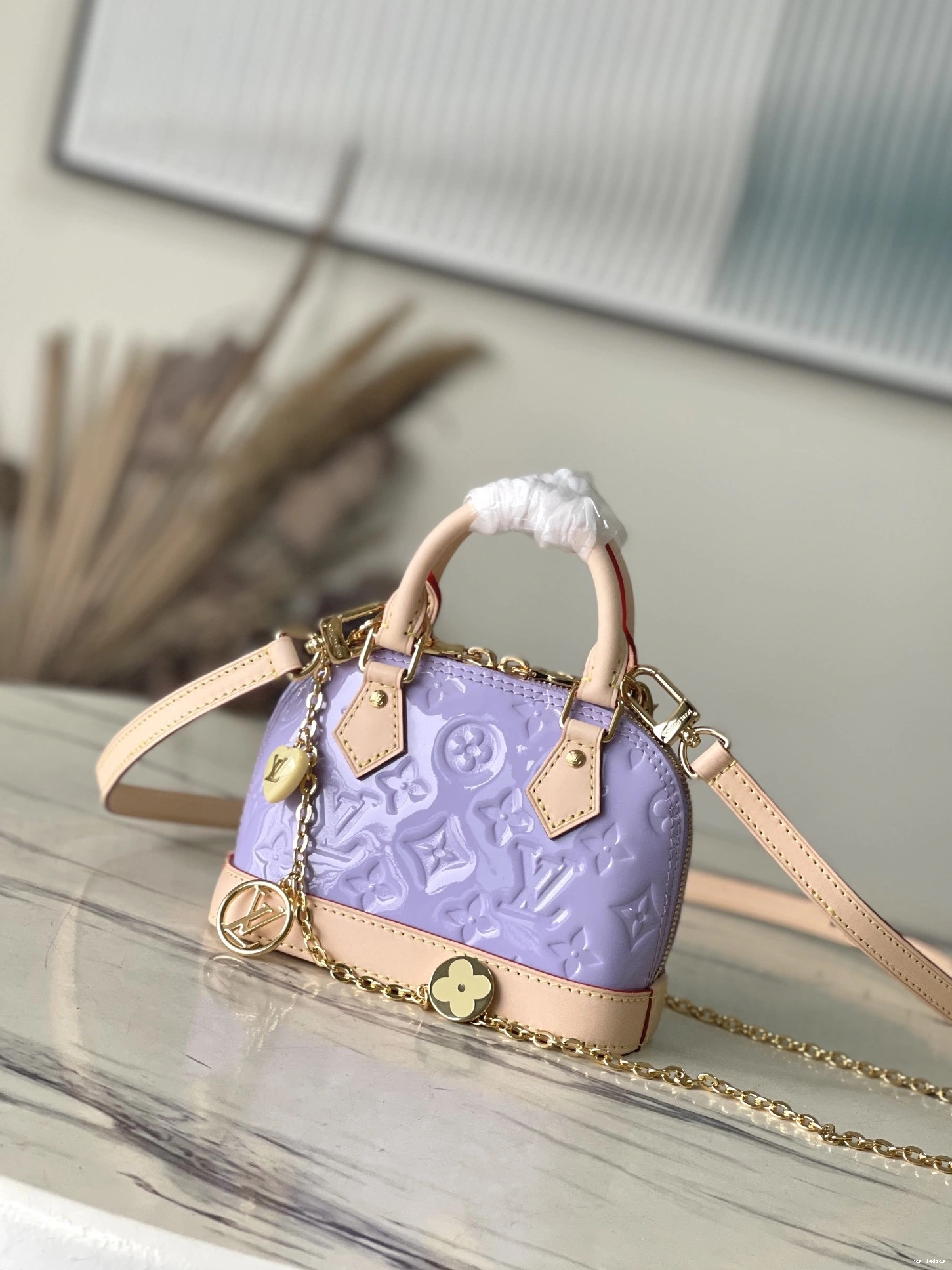 Cheap VUITTON Alma-18*12*8cm Nano LOUIS 0714